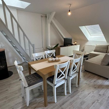 Gemuetliche Neurenovierte Dachgeschosswohnung Erfurt Zewnętrze zdjęcie
