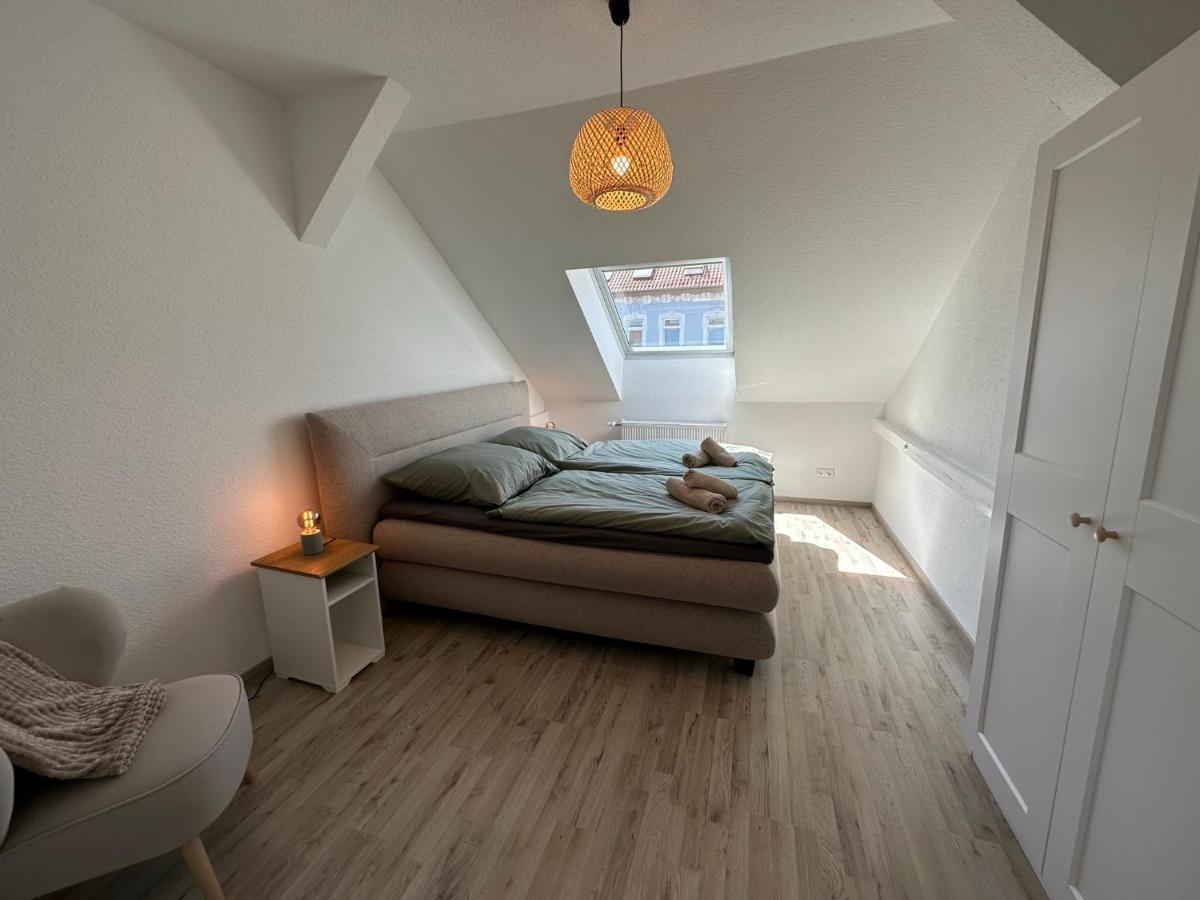 Gemuetliche Neurenovierte Dachgeschosswohnung Erfurt Zewnętrze zdjęcie